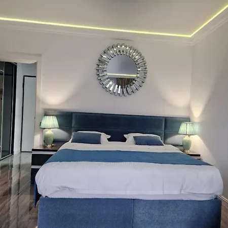 Апартаменты White Tower - Private 106 *