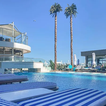 White Tower - Private 106 马马亚